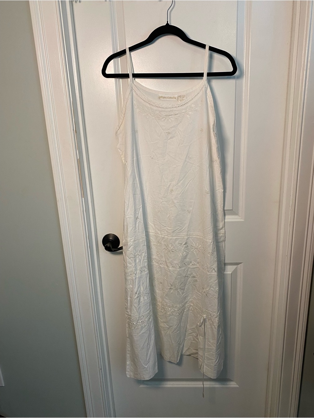 Gilligan & O’Malley White Embroidered Slip Dress Sleepwear